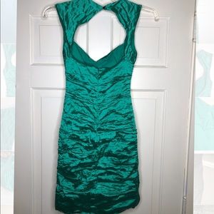 Nicole Miller Emerald Ruche Cocktail dress size 8